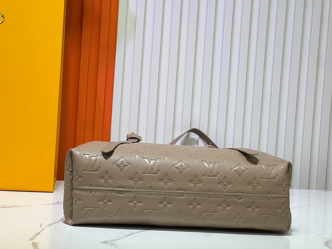 Chic & Stylish Bags