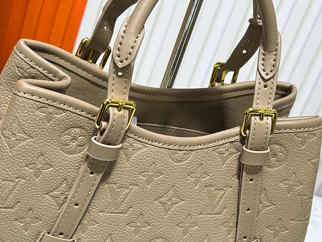 Chic & Stylish Bags