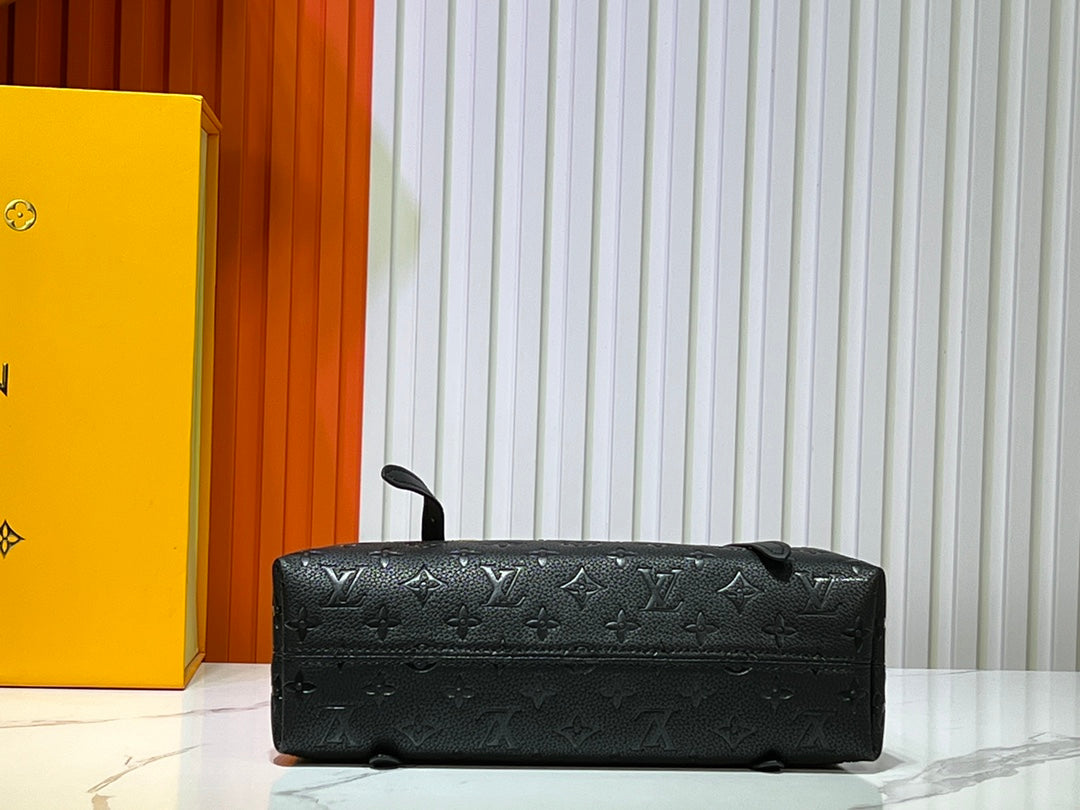 Chic & Stylish Bags