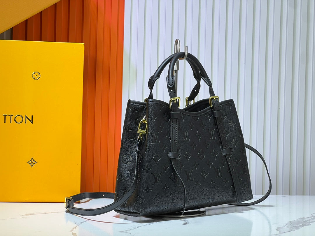 Chic & Stylish Bags