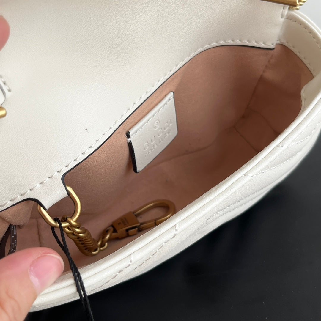 Chic & Stylish Bags