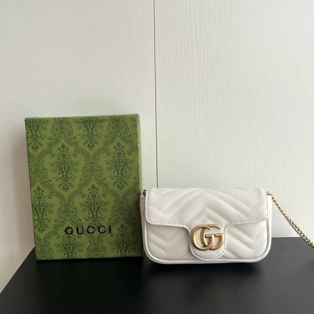 Chic & Stylish Bags