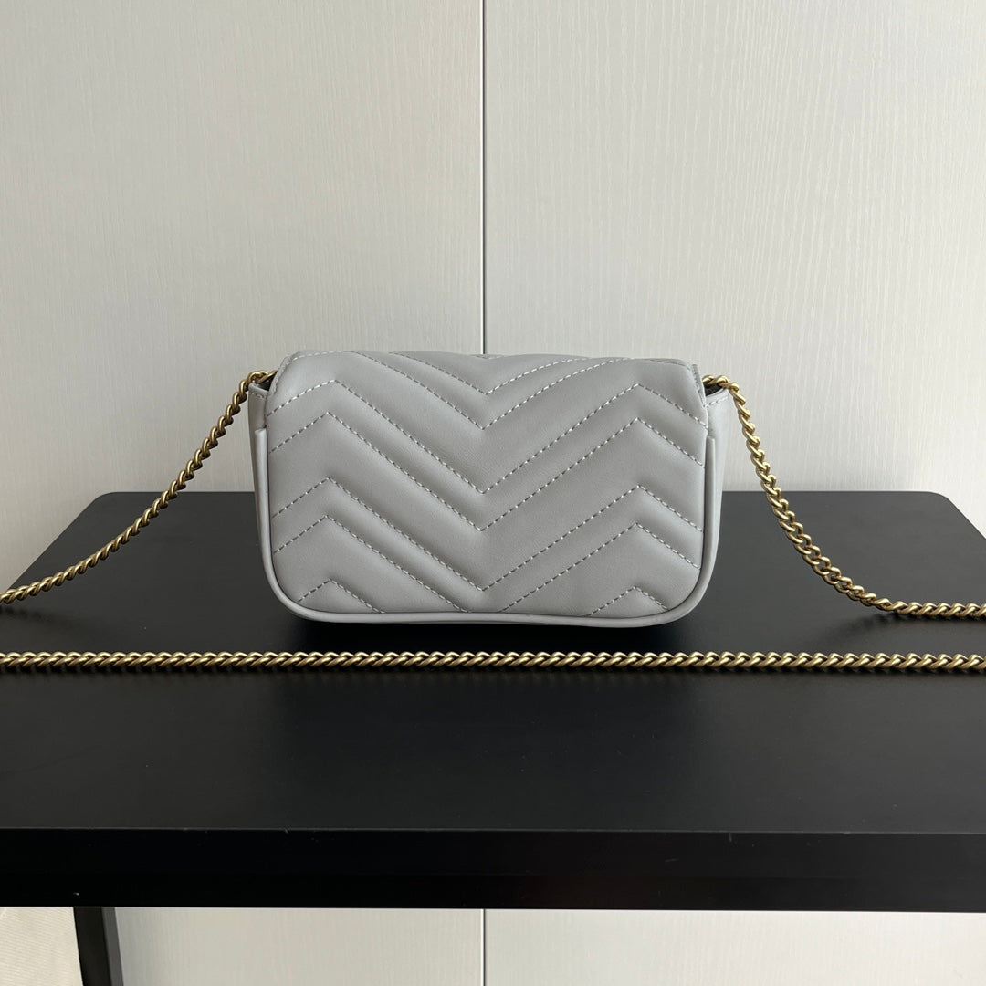 Chic & Stylish Bags