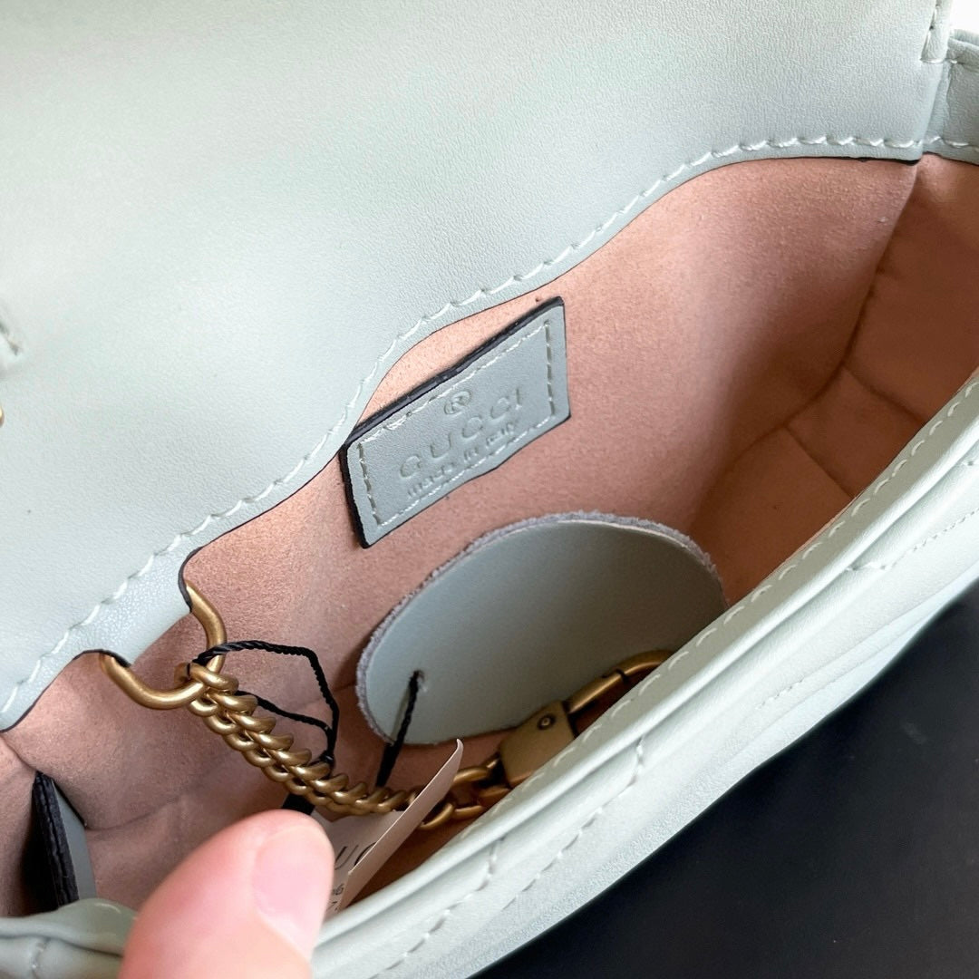 Chic & Stylish Bags