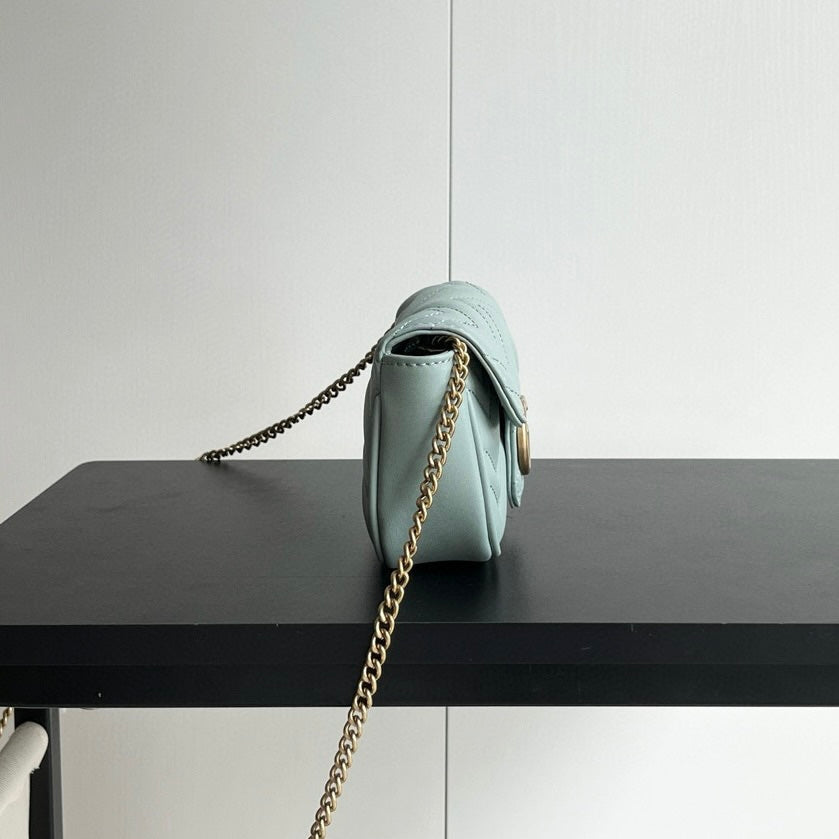 Chic & Stylish Bags