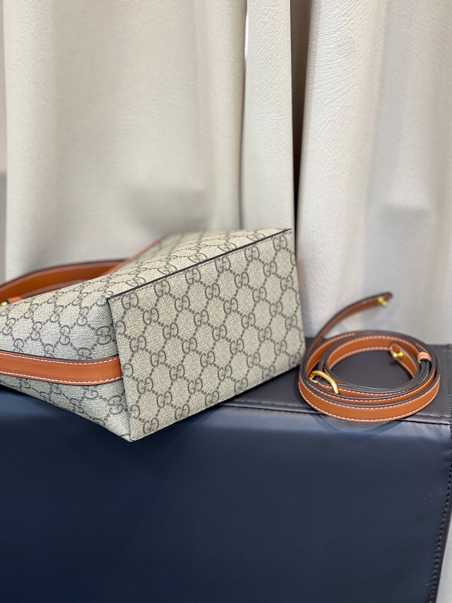 Chic & Stylish Bags