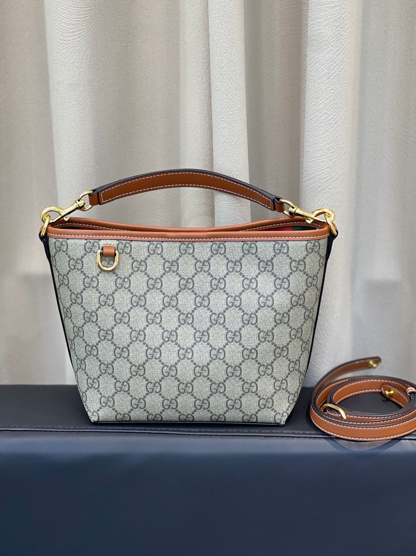 Chic & Stylish Bags