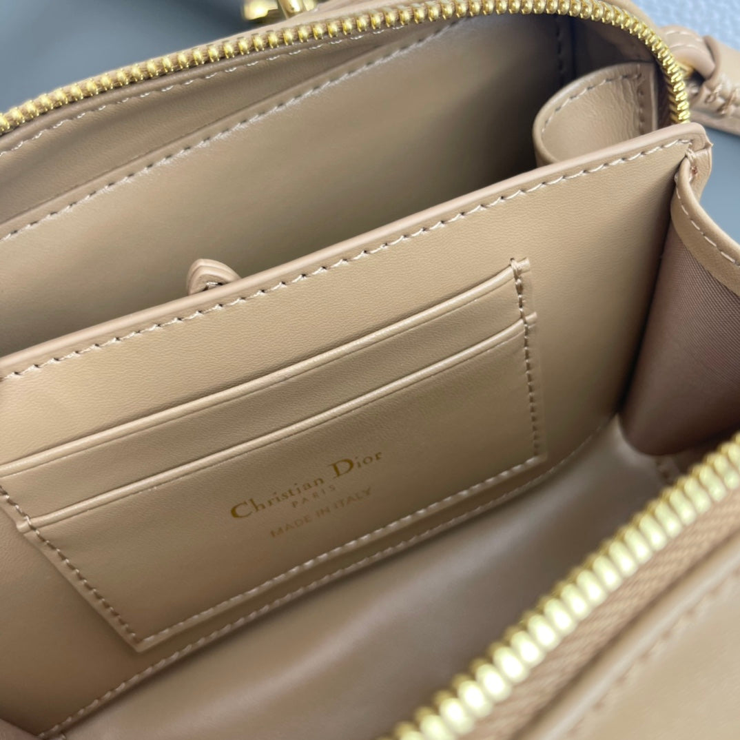 Chic & Stylish Bags