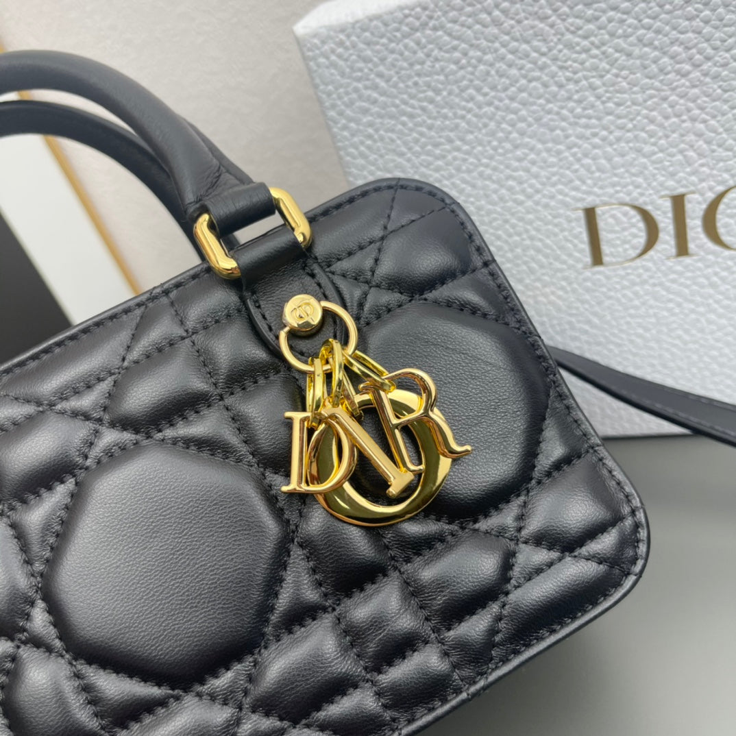 Chic & Stylish Bags