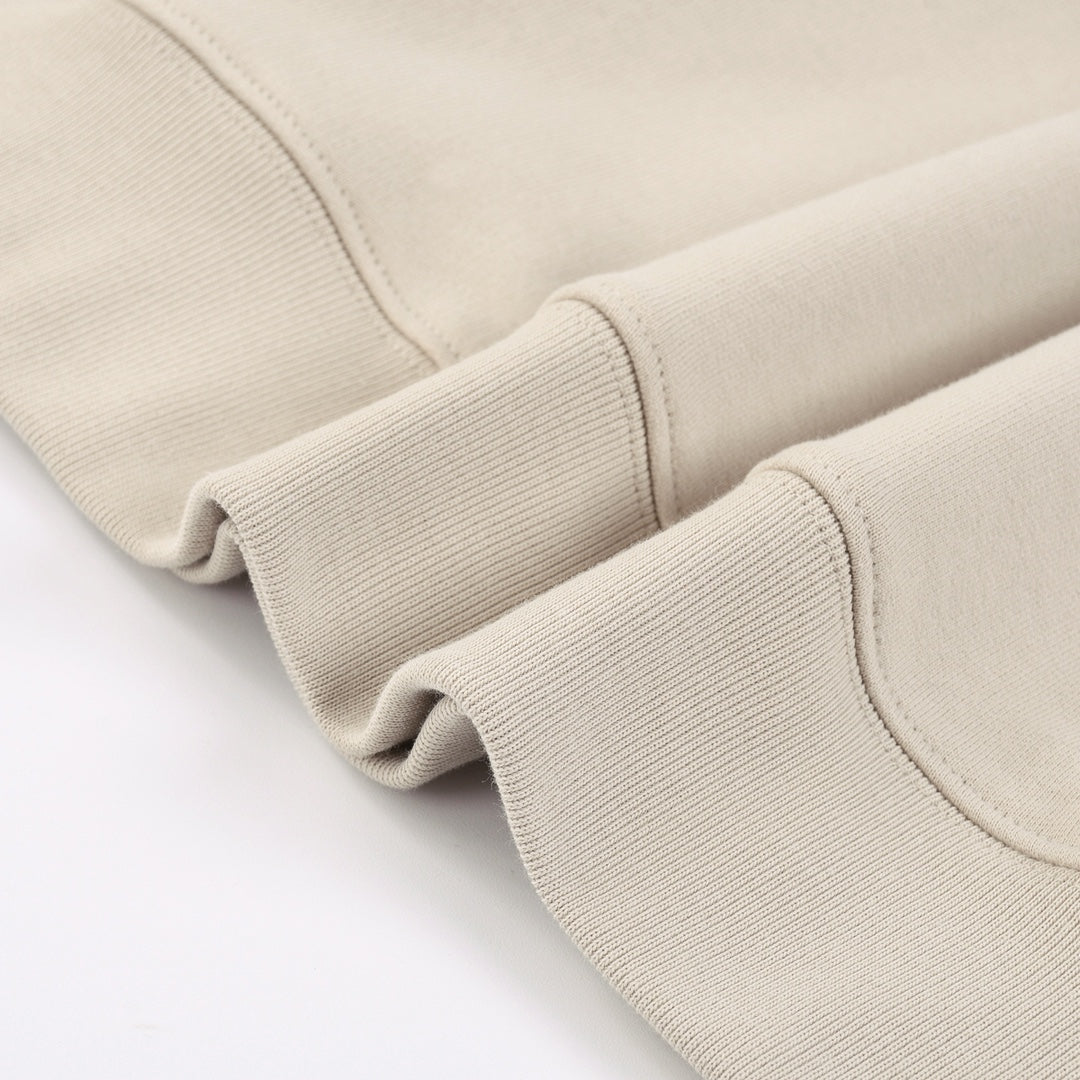 MINIMALIST STREET STYLE