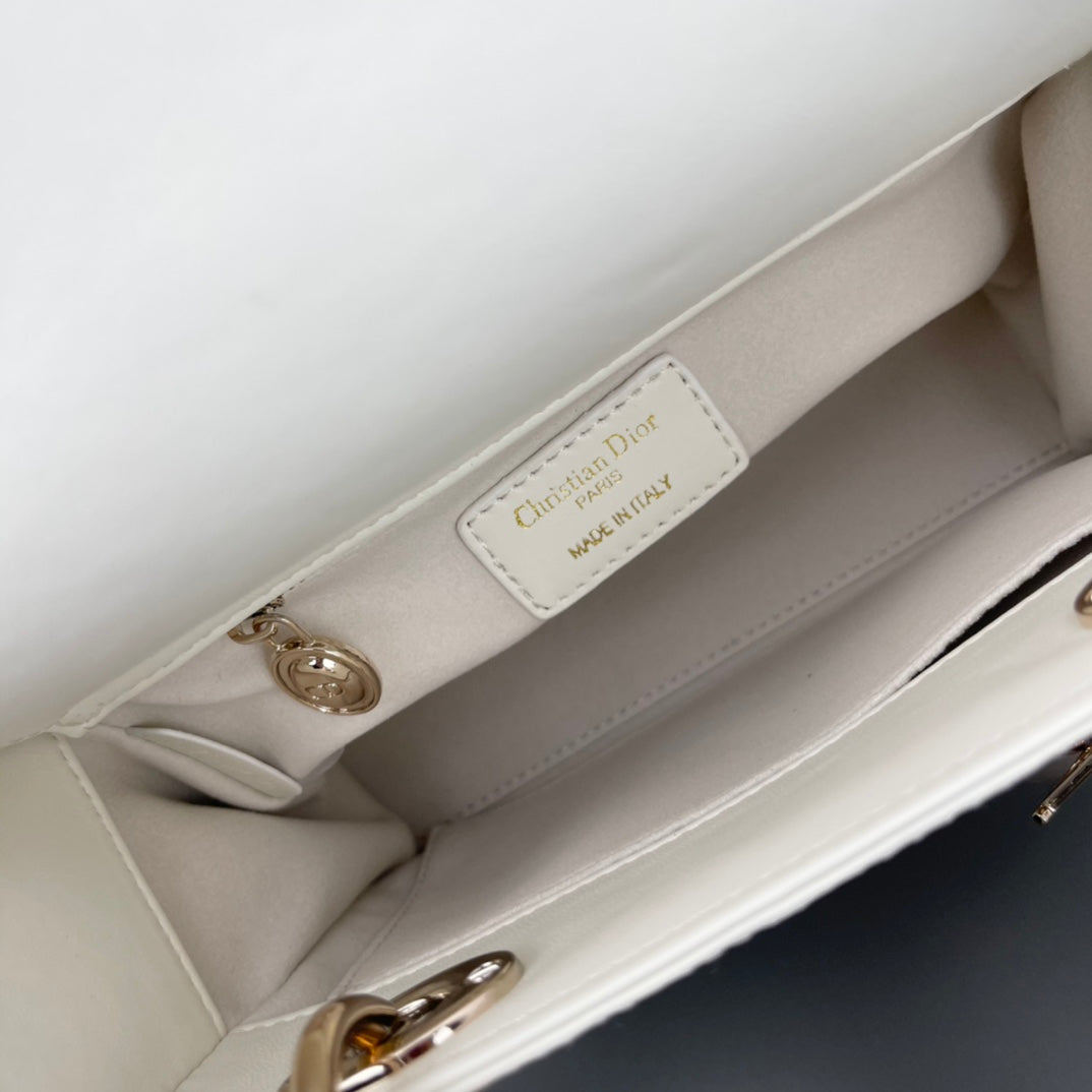 Chic & Stylish Bags