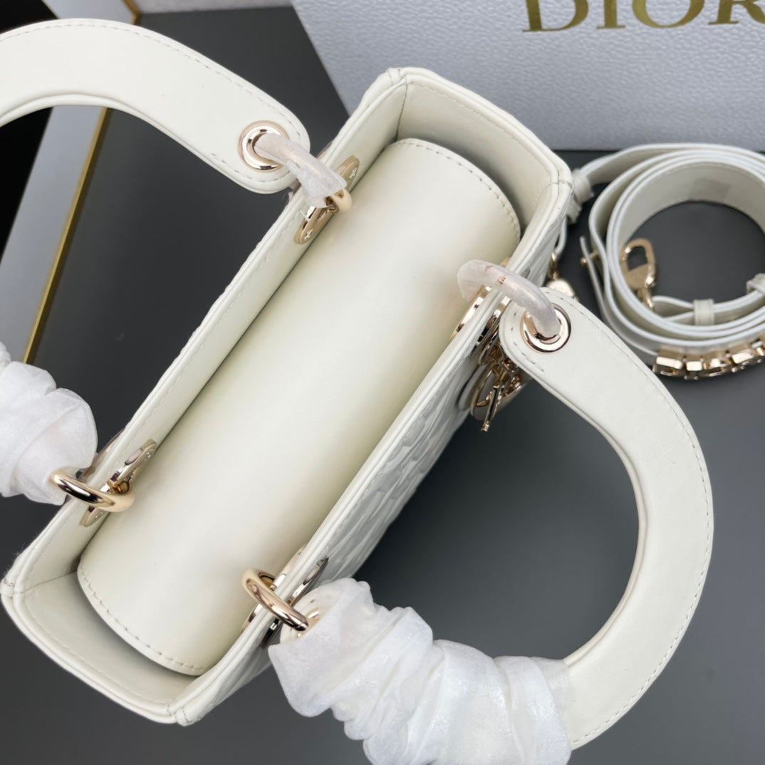 Chic & Stylish Bags