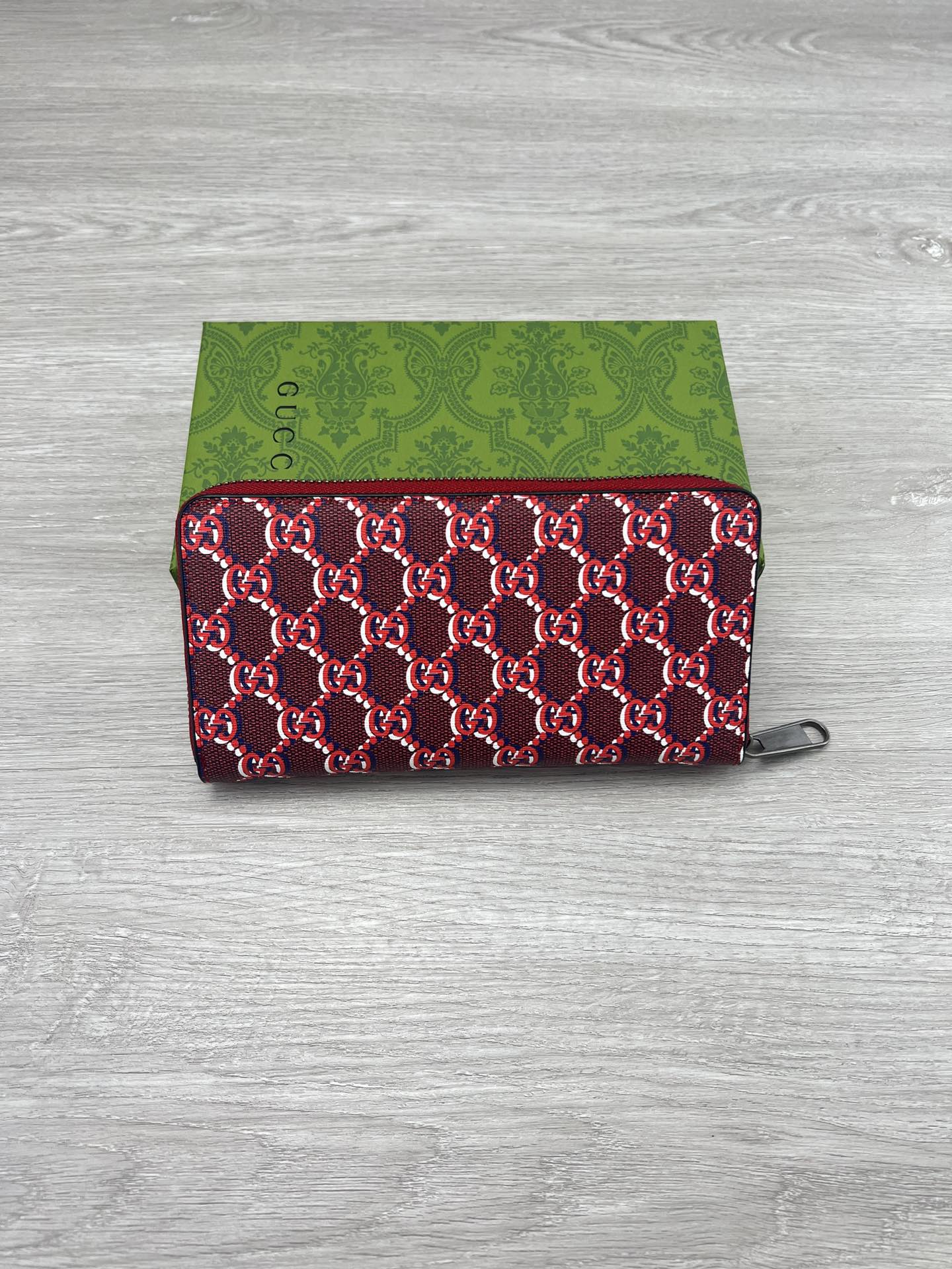 Chic & Stylish Bags