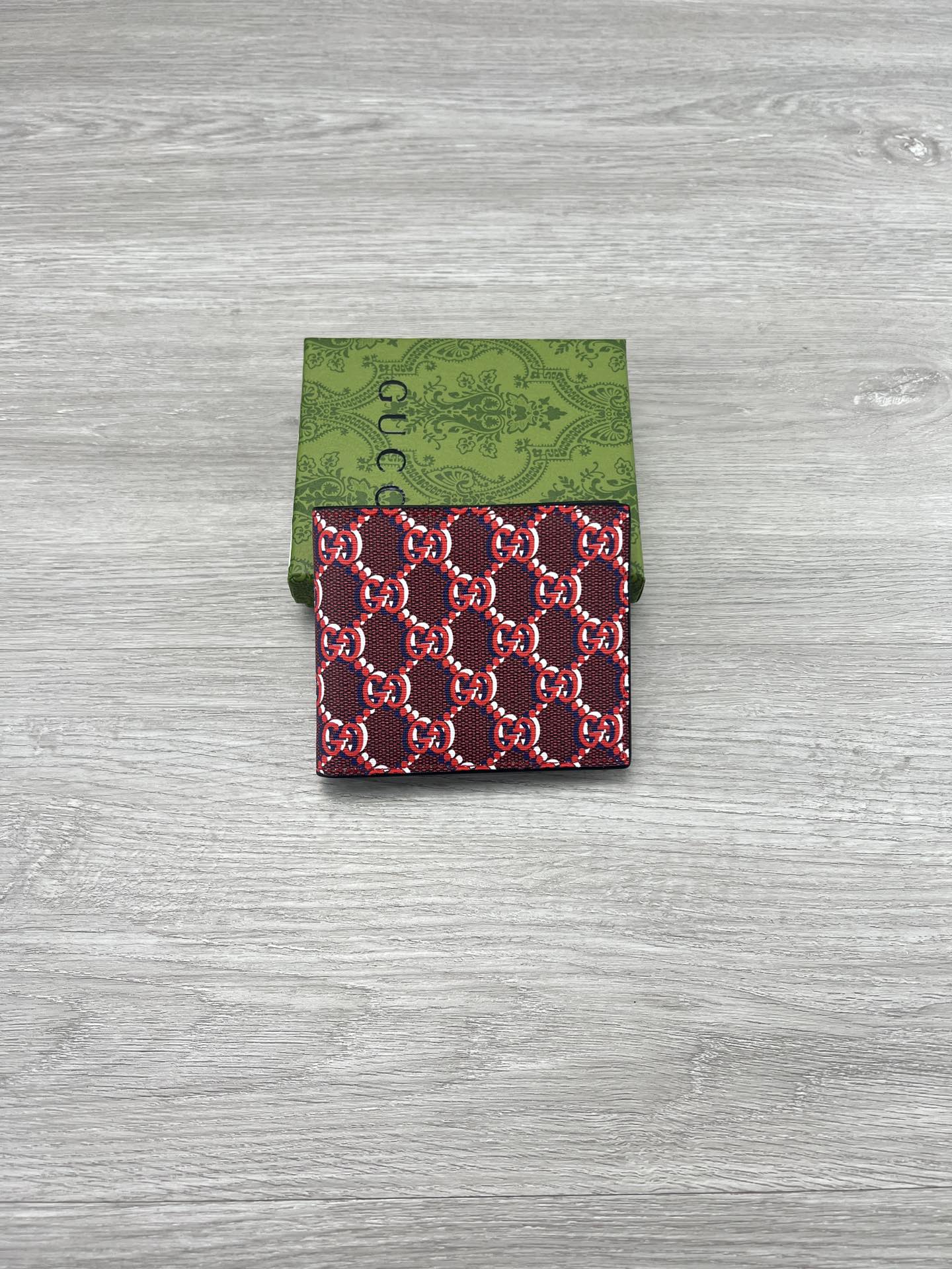 Chic & Stylish Bags