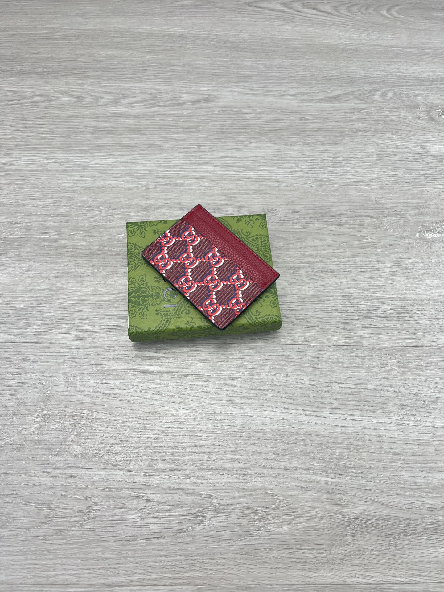 Chic & Stylish Bags