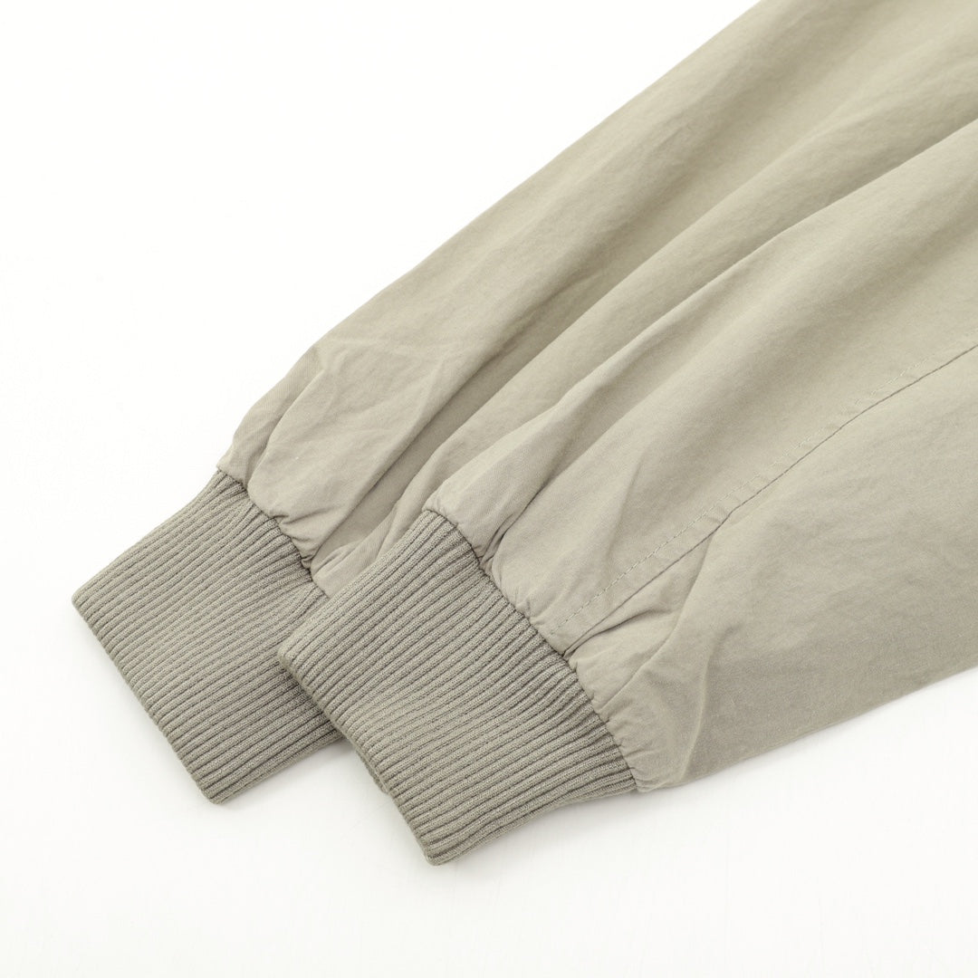 MINIMALIST STREET STYLE