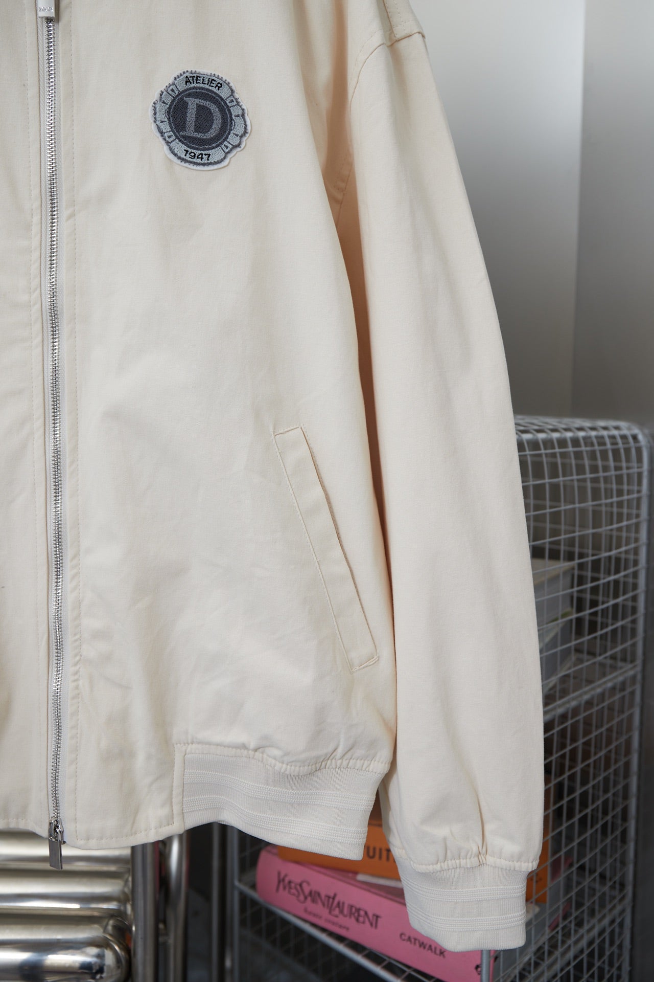 MINIMALIST STREET STYLE