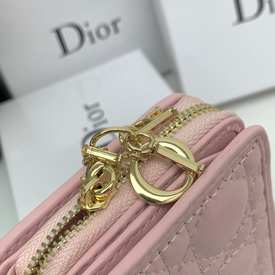 Chic & Stylish Bags