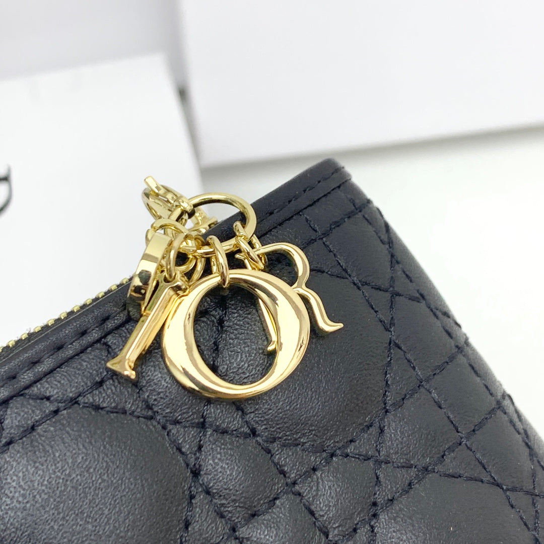 Chic & Stylish Bags
