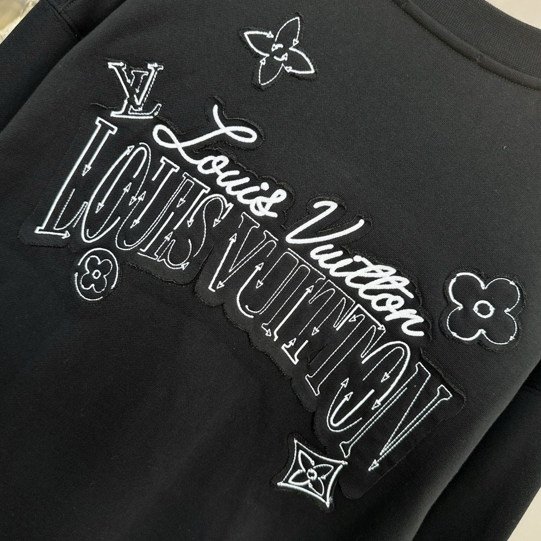 MINIMALIST STREET STYLE