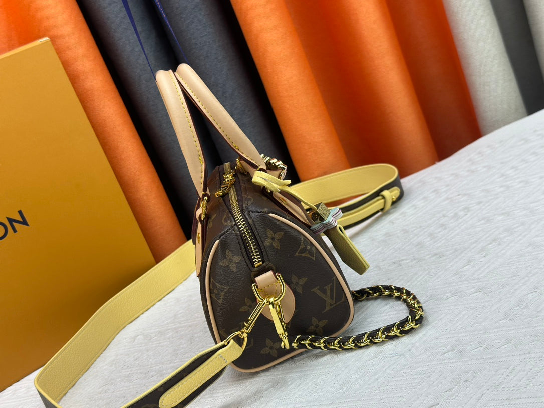 Chic & Stylish Bags