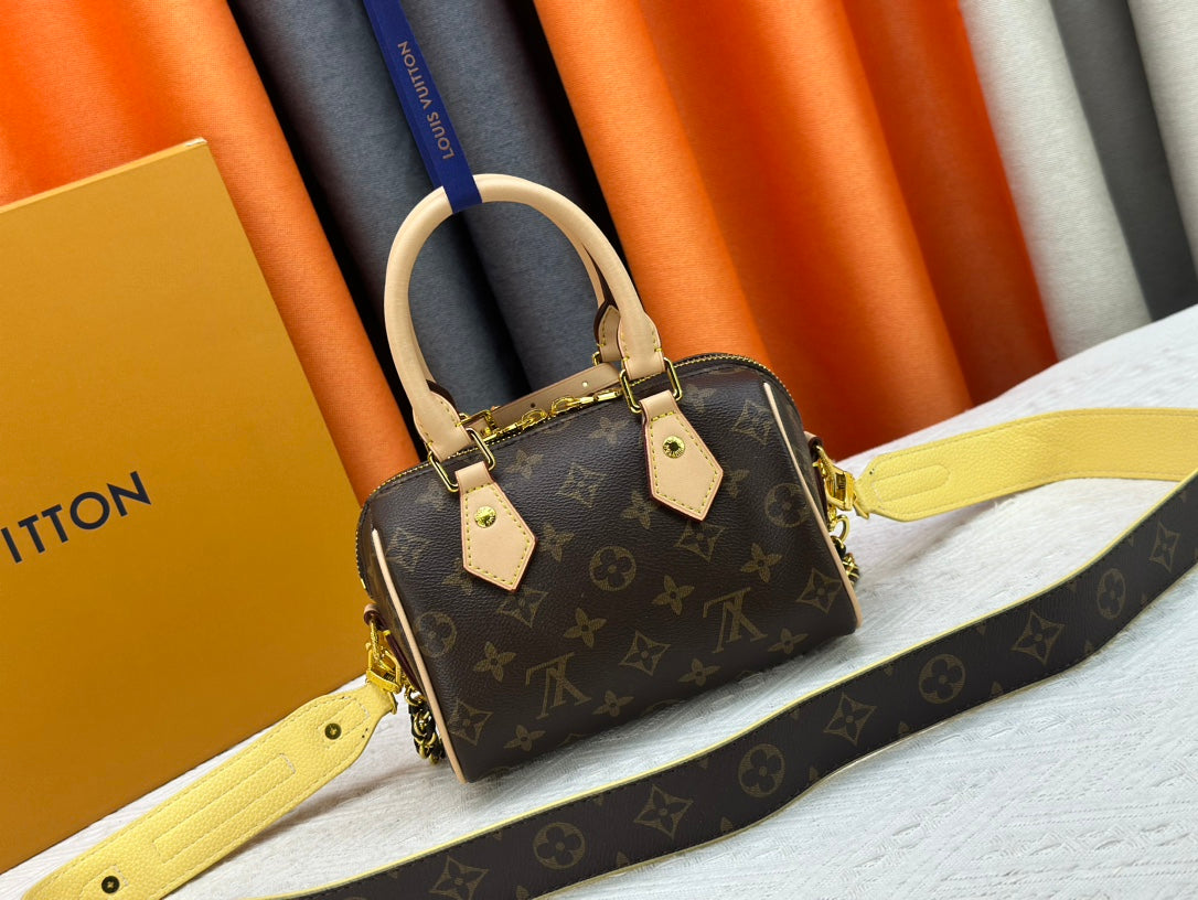 Chic & Stylish Bags
