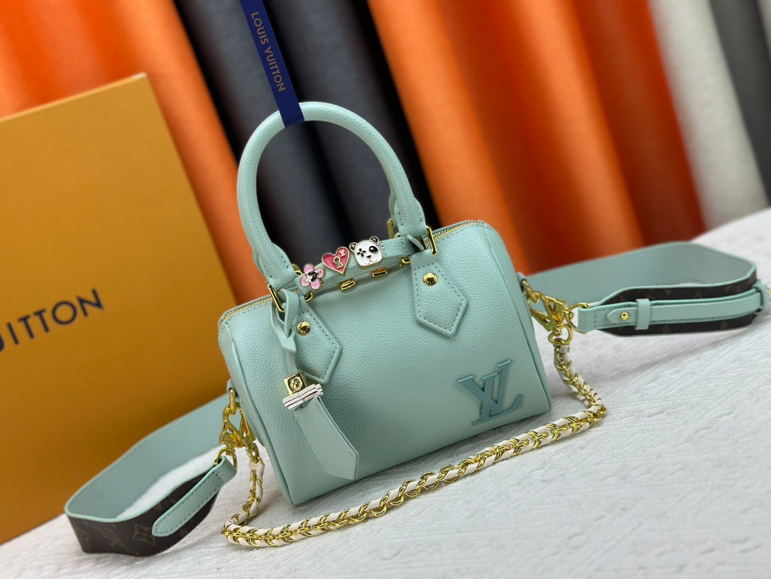 Chic & Stylish Bags