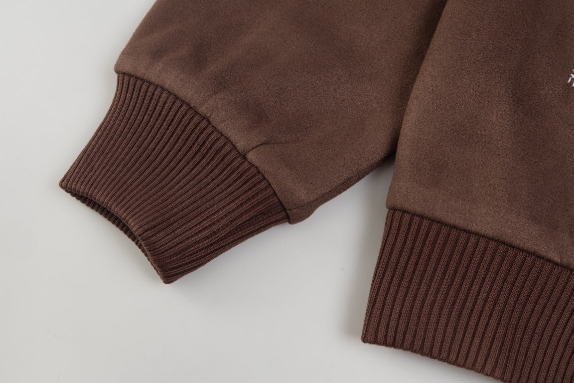 MINIMALIST STREET STYLE