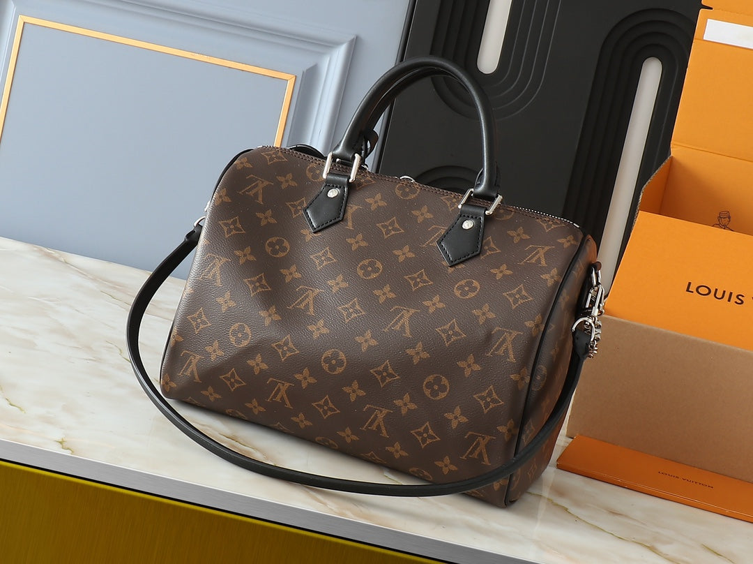 Chic & Stylish Bags