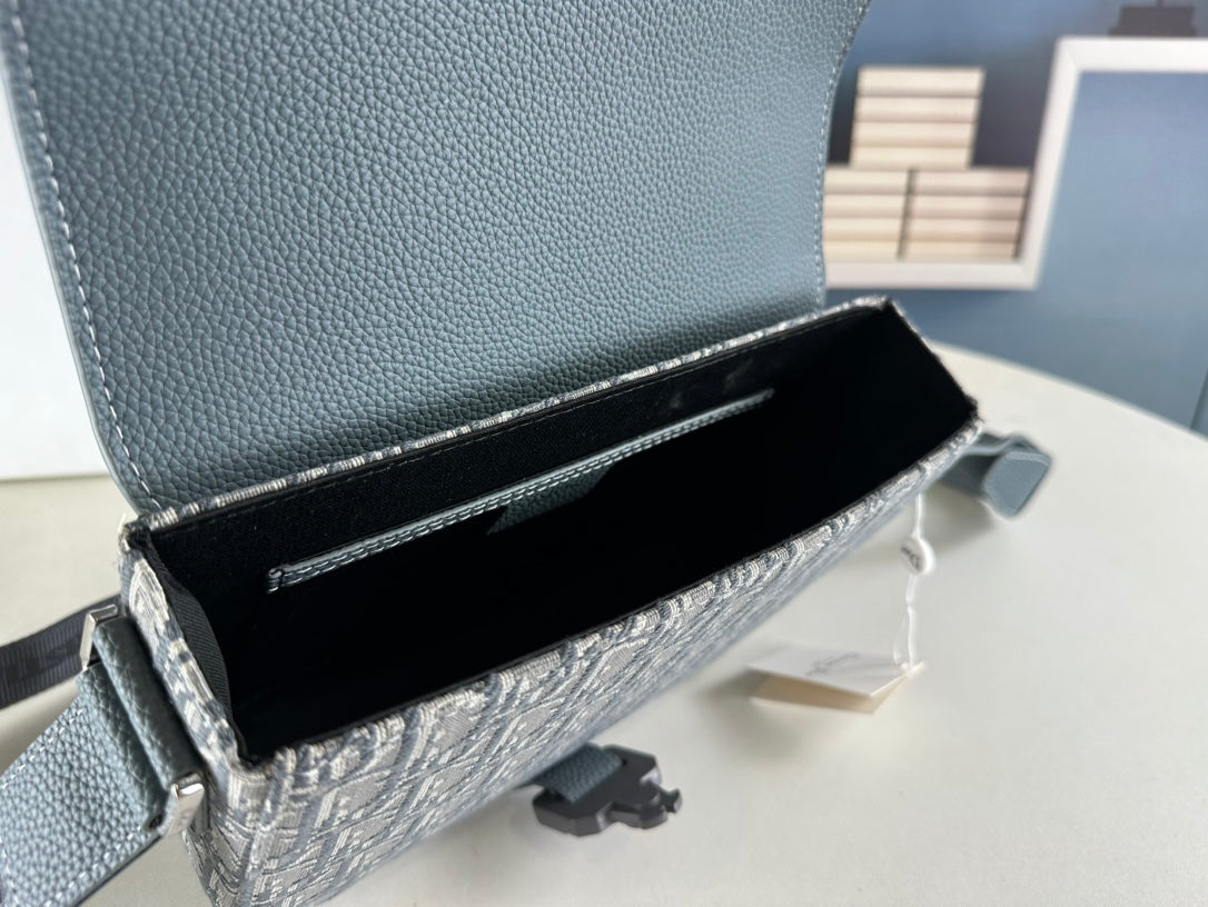 Chic & Stylish Bags