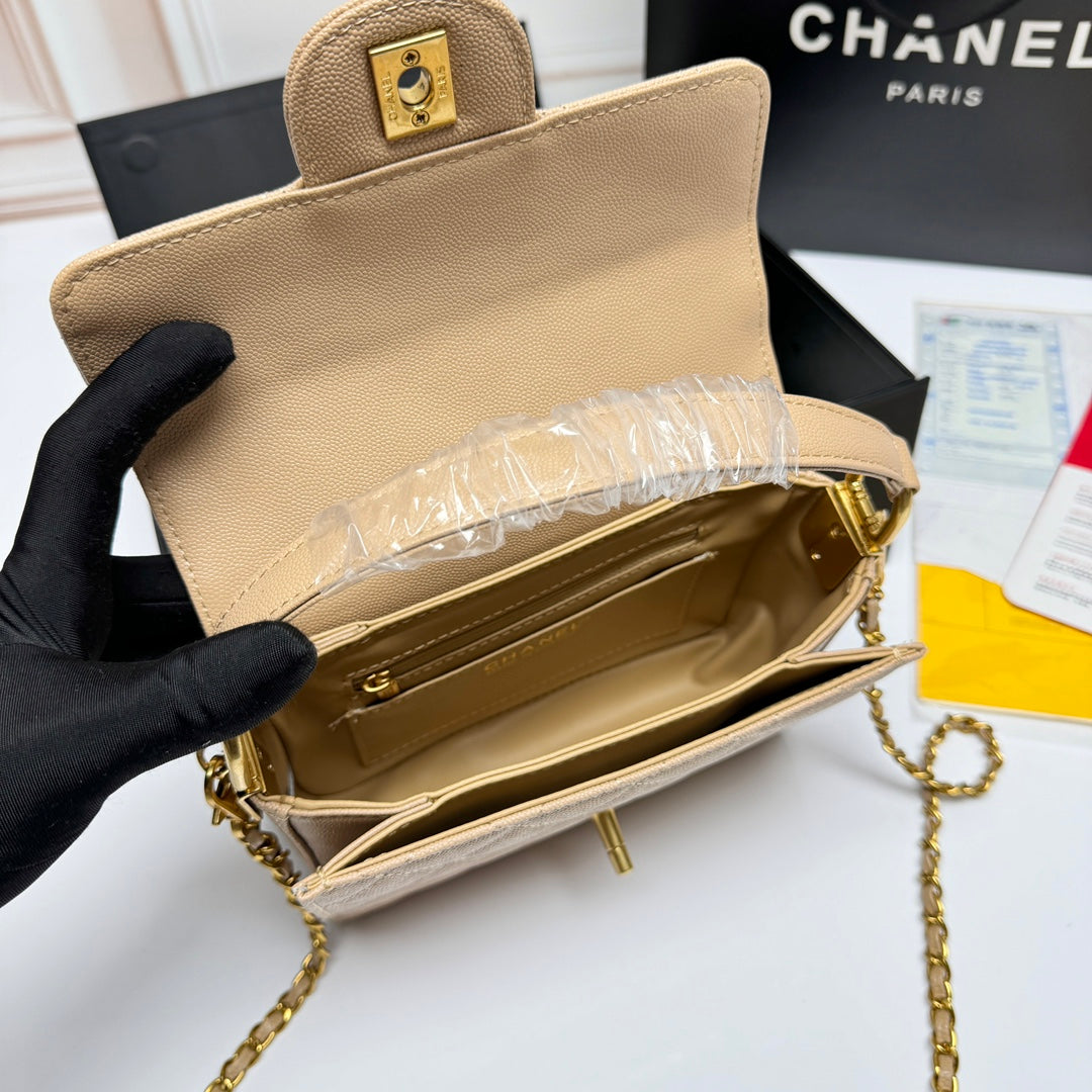 Chic & Stylish Bags