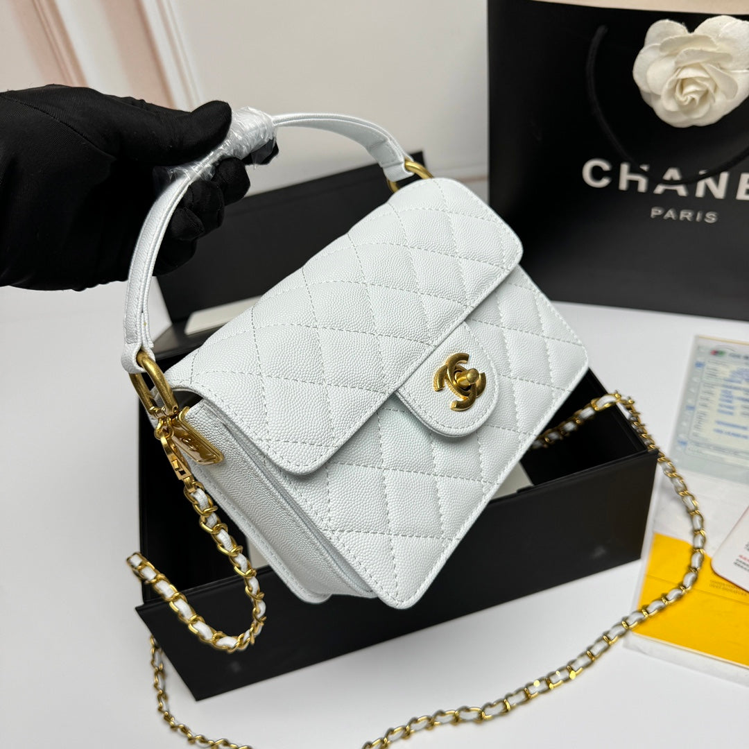 Chic & Stylish Bags