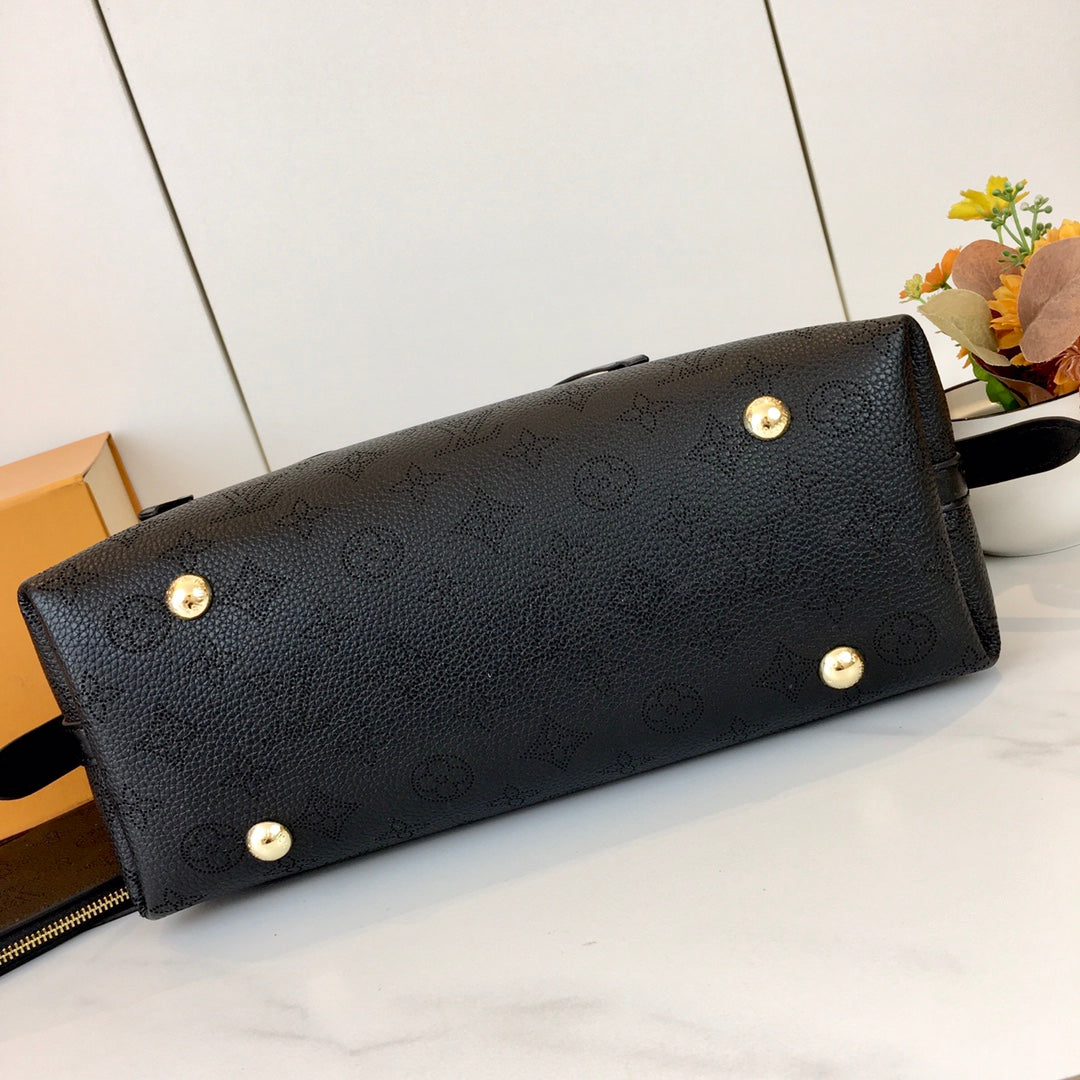Chic & Stylish Bags