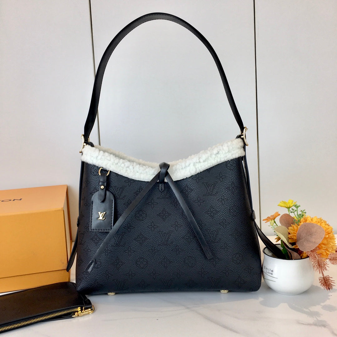 Chic & Stylish Bags