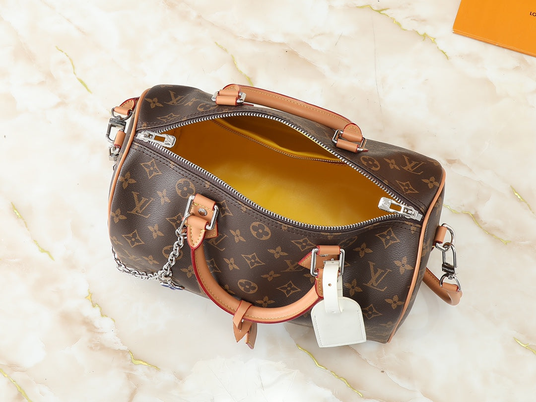 Chic & Stylish Bags