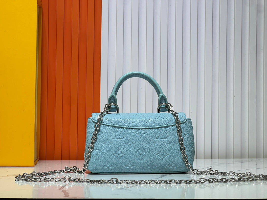 Chic & Stylish Bags