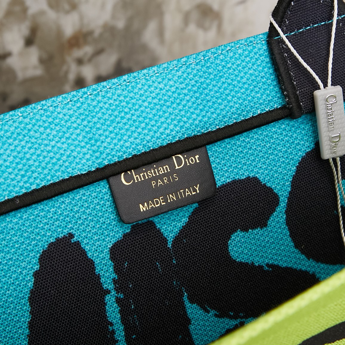 Chic & Stylish Bags