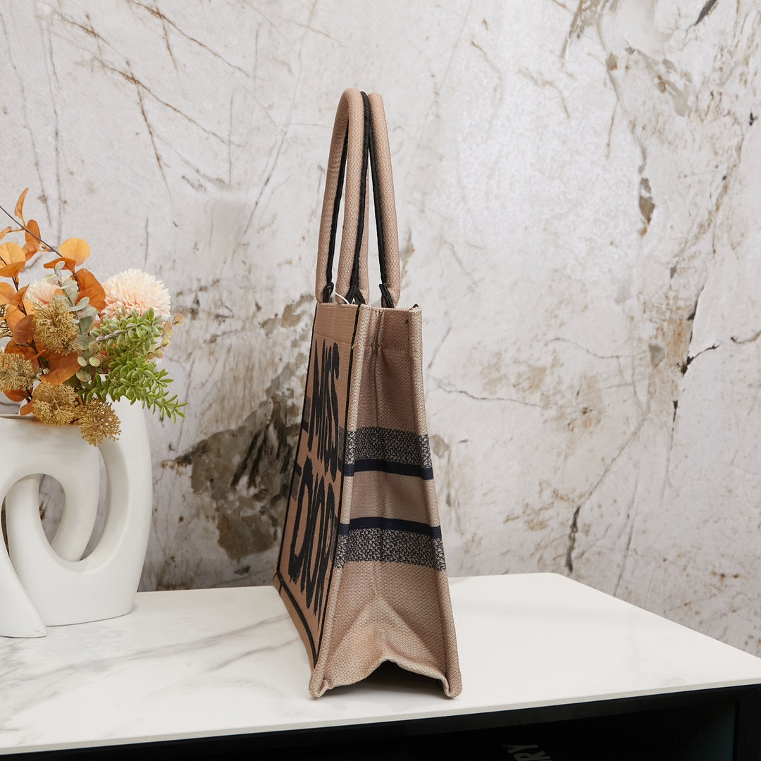 Chic & Stylish Bags
