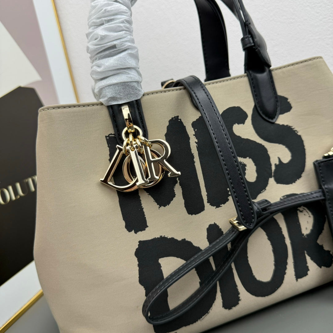 Chic & Stylish Bags