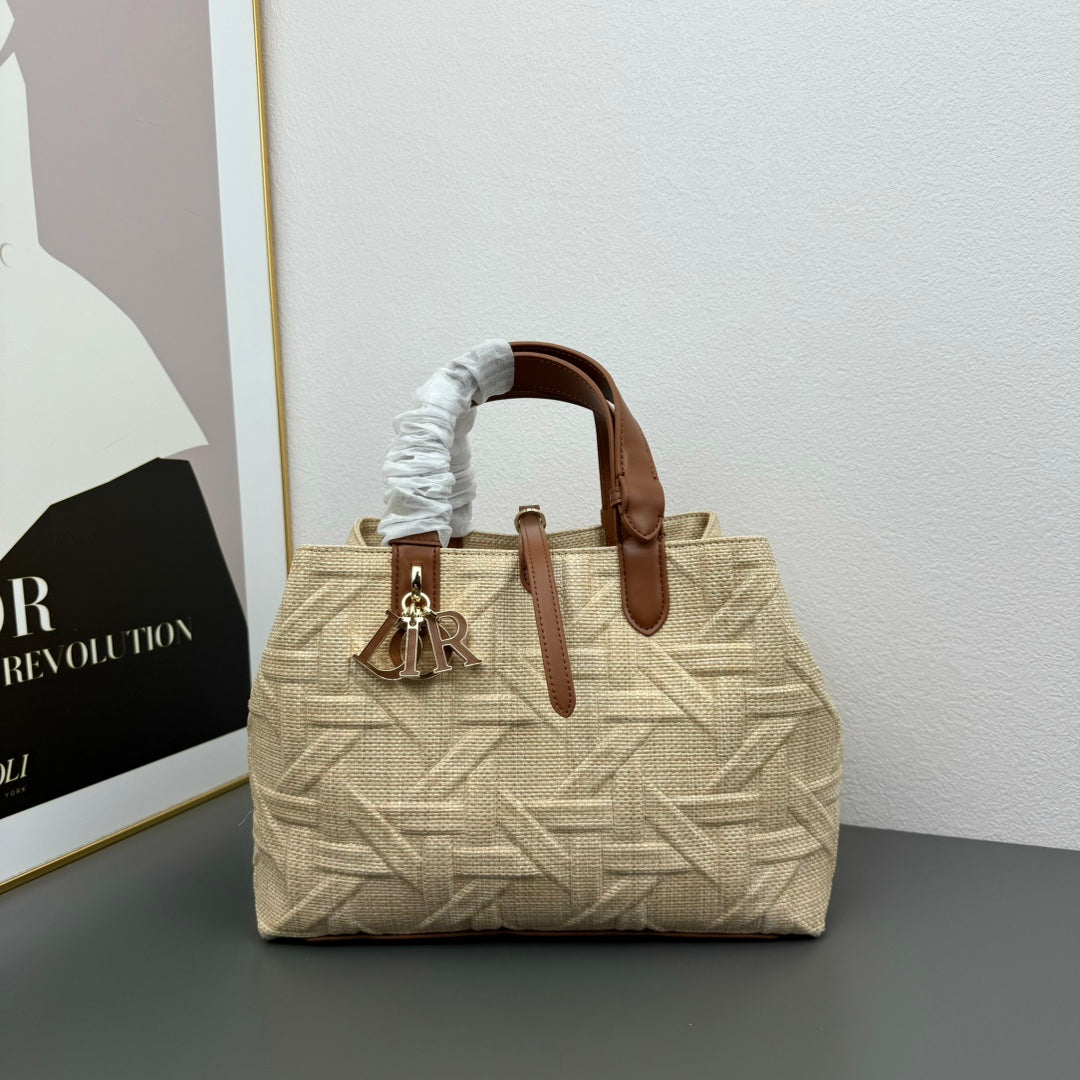 Chic & Stylish Bags