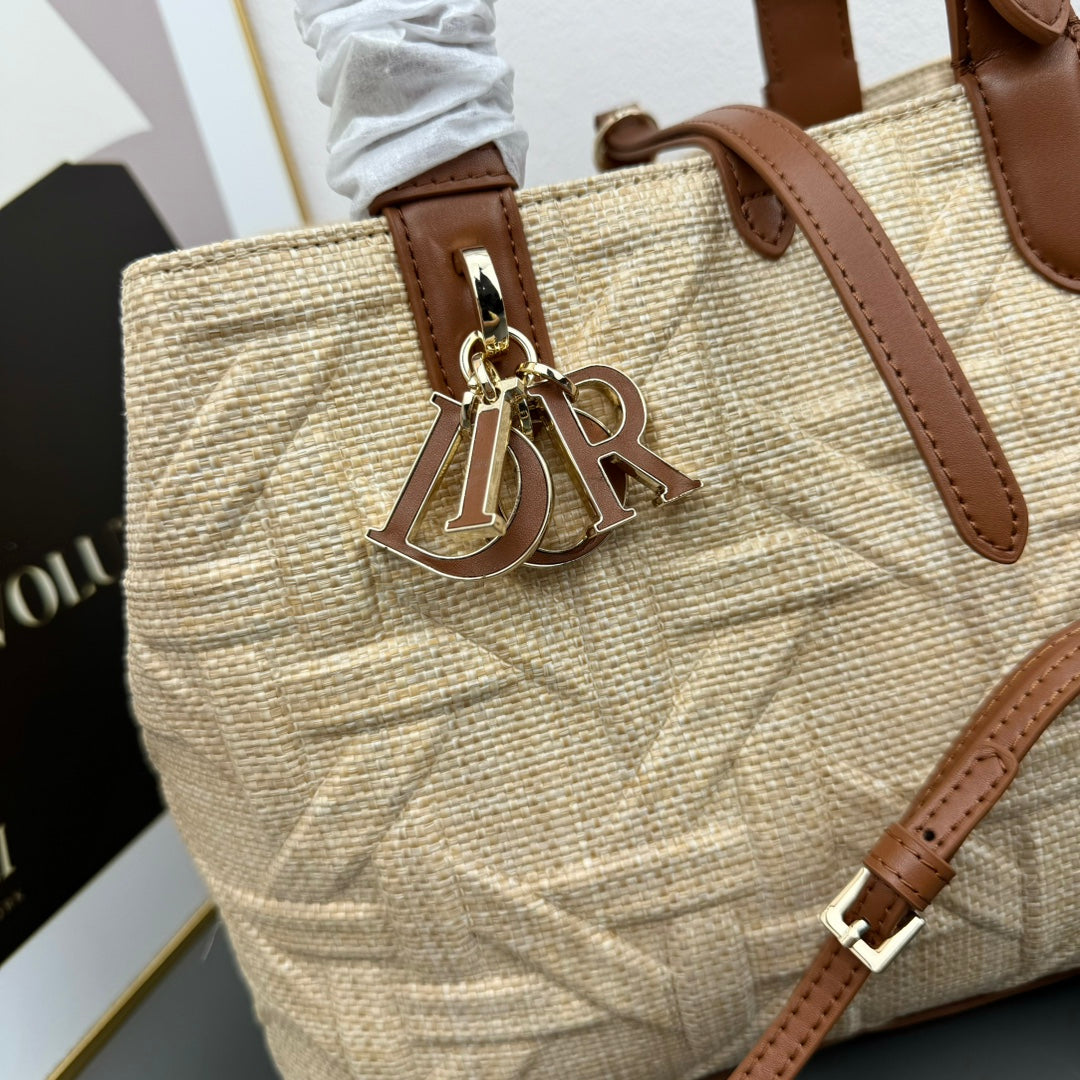 Chic & Stylish Bags