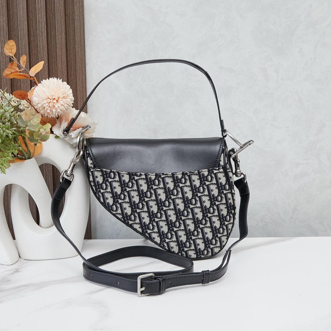 Chic & Stylish Bags