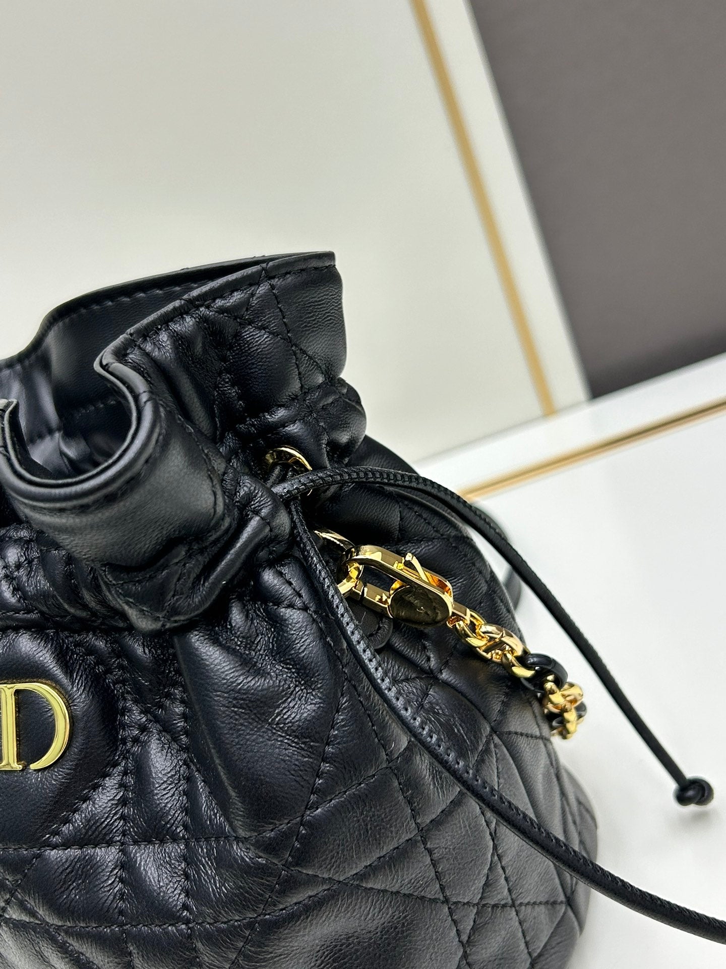 Chic & Stylish Bags