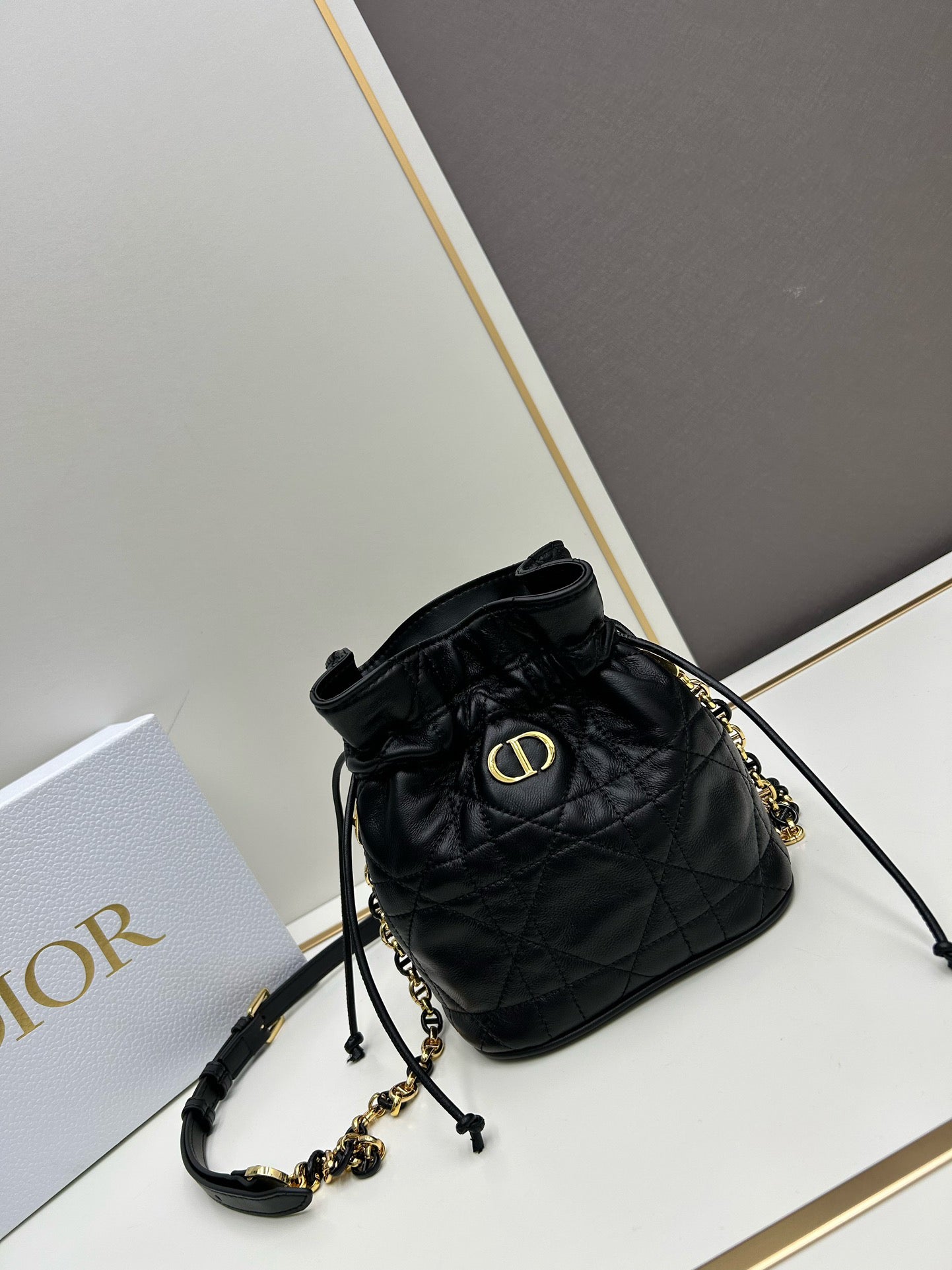 Chic & Stylish Bags