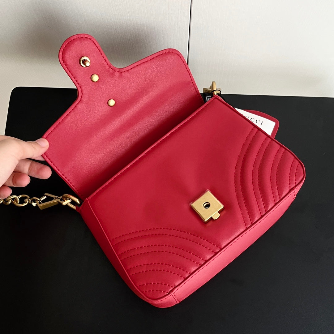 Chic & Stylish Bags