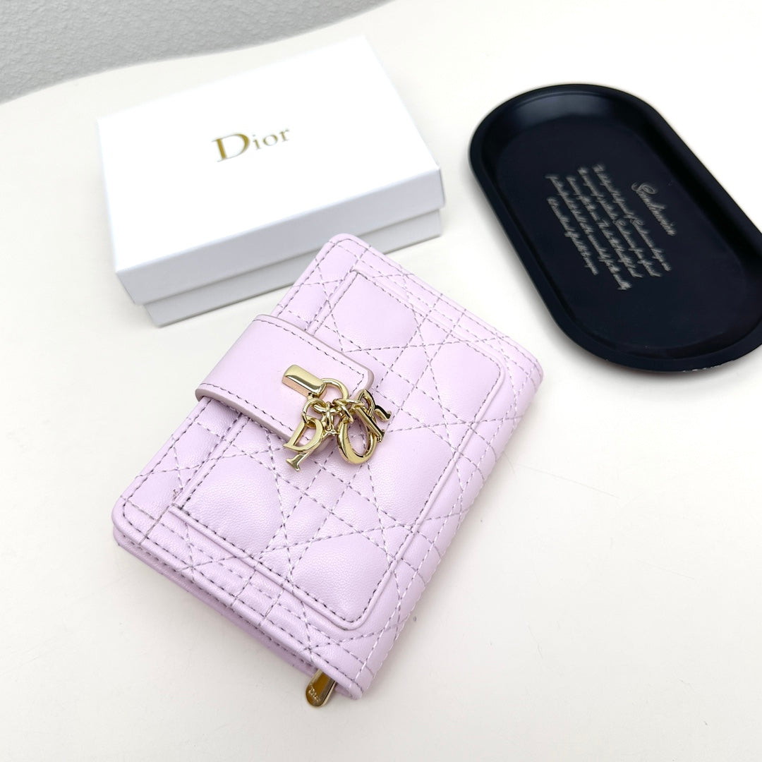 Chic & Stylish Bags