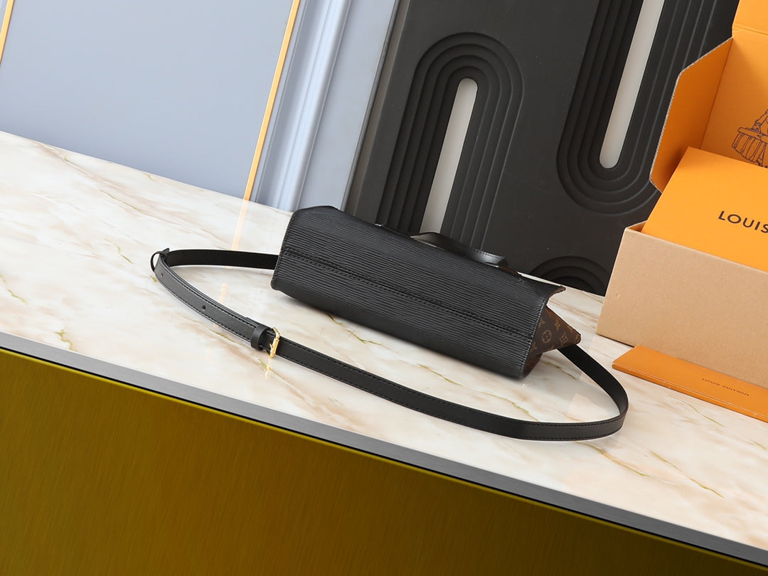 Chic & Stylish Bags