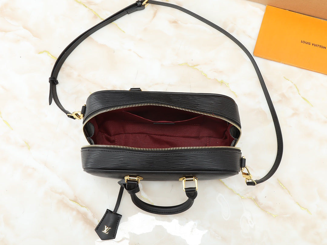 Chic & Stylish Bags