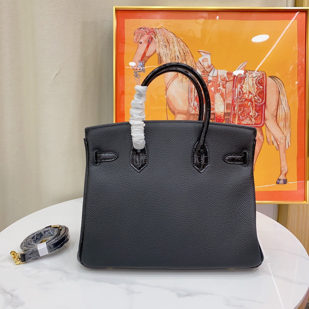 Chic & Stylish Bags