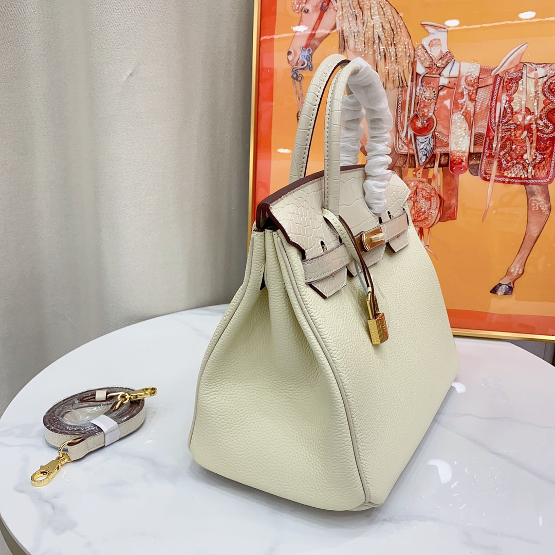 Chic & Stylish Bags